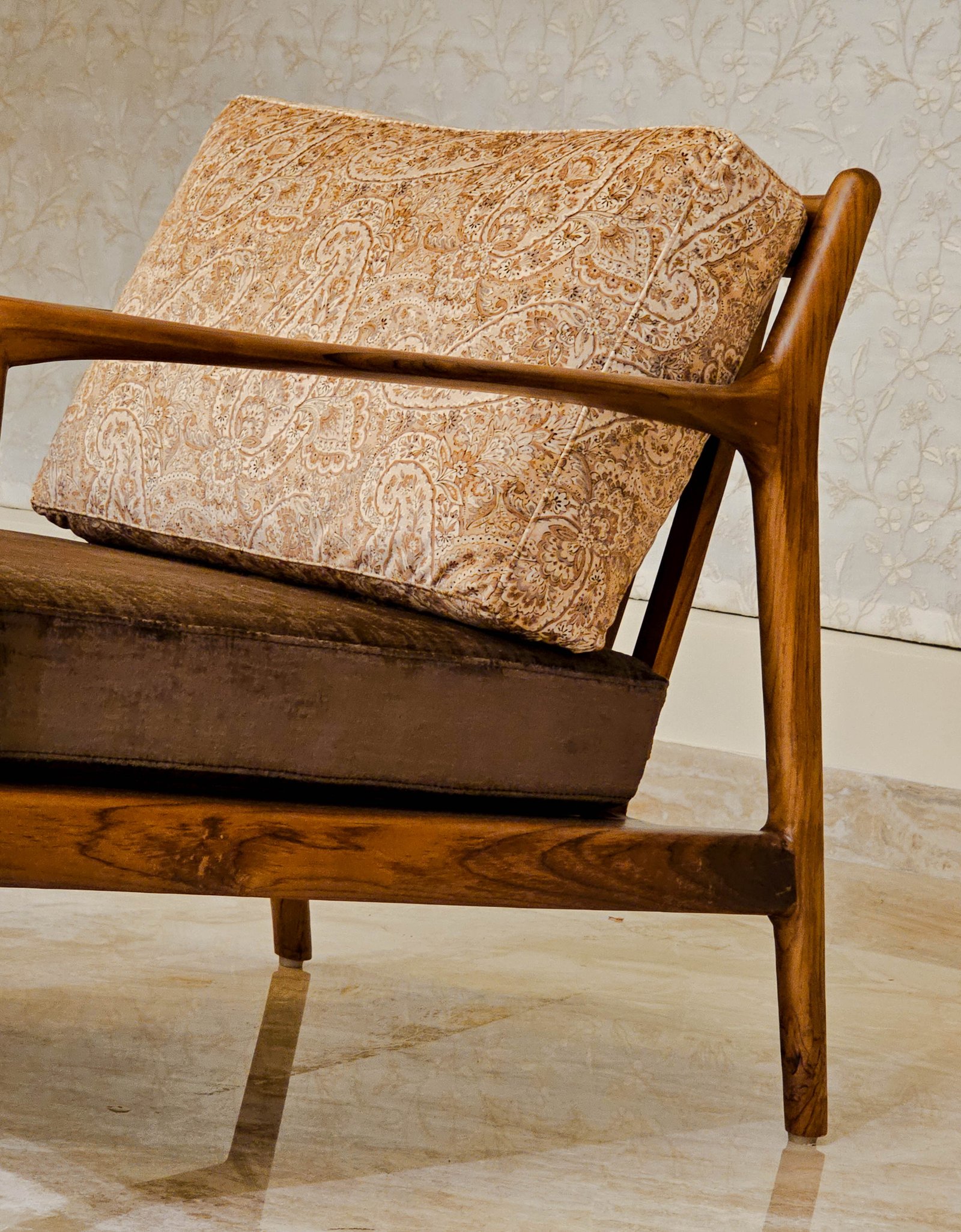 Classic Interior Design with Detailed Traditional Woodwork